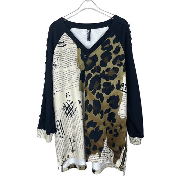 Berek Tunic Top Embellished Animal Print Script Art To Wear Artsy Size Large - Picture 1 of 12